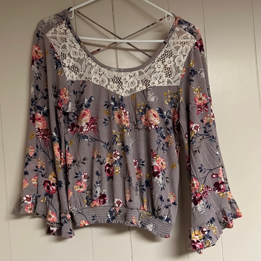 ABOUT A GIRL Floral and Lace Blouse